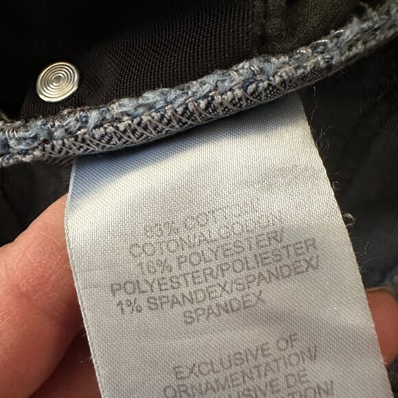 Wit & Wisdom Bermuda Shorts Jorts Denim Women's size 8 Medium Wash Stretch - Picture 3 of 7